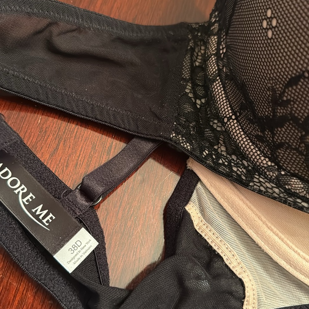 3 Bras. 38D. Cream Bra & Black Bra Xhilararion. 2 Tone Bra Adore Me. - Picture 6 of 12